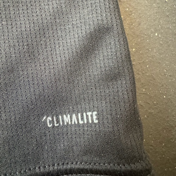 Adidas Large black Climalite Tshirt - Picture 4 of 6